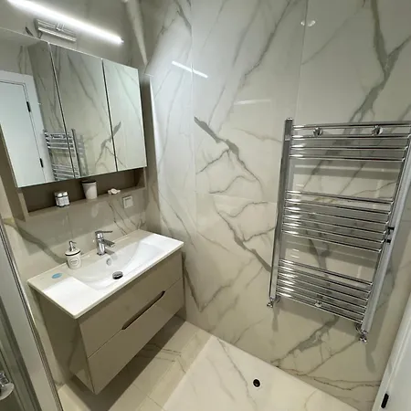 Luxury 52 - Diamond Residences Apartment *